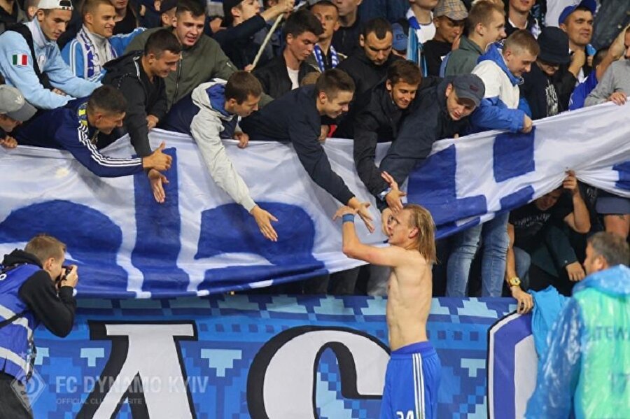 Domagoj Vida taraftarlara ve Dinamo Kiev'e veda etti! Geliyor..