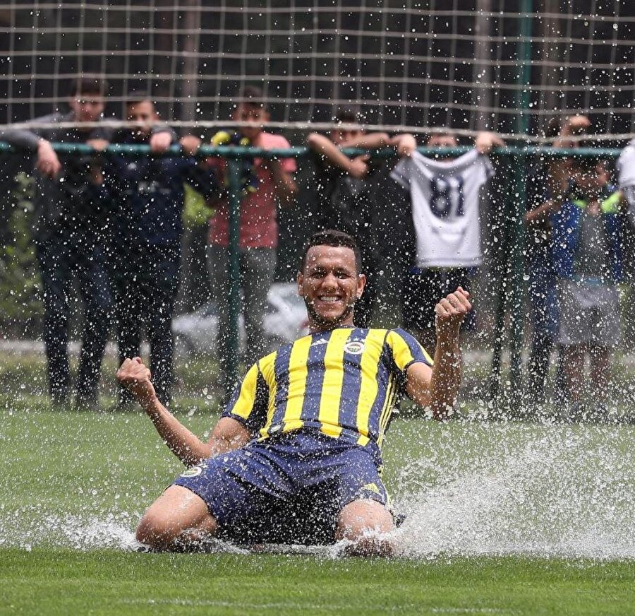 Josef de Souza transfer oldu! Taraftar birbirine girdi