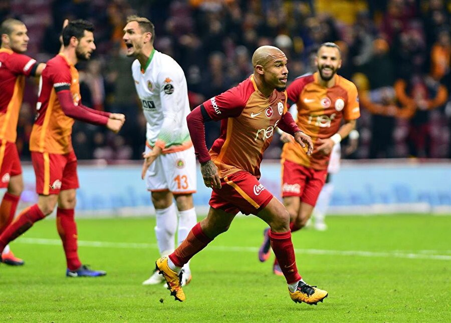 ​Galatasaray'da taraftara sevindirici haber geldi ayrılıyor! 