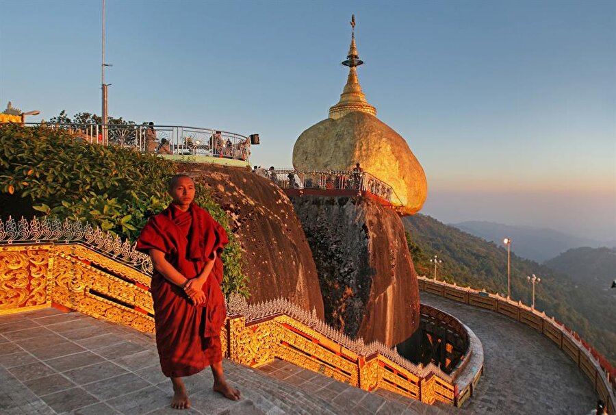 52 milyon nüfusa sahip olan ülkenin resmi dini Budizm’dir.

                                    
                                    
                                    
                                
                                
                                