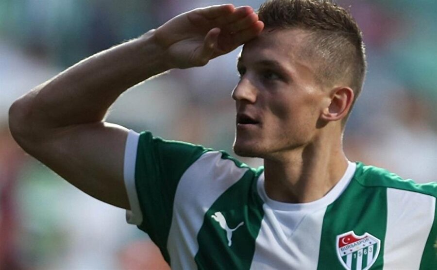 Tomas Necid Bursaspor'dan ayrıldı