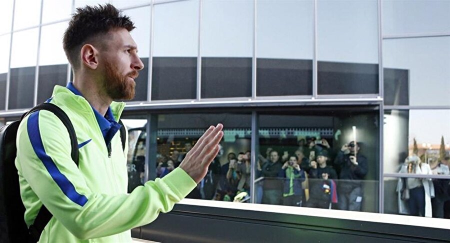 Messi Barcelona ile sözleşme yeniliyor