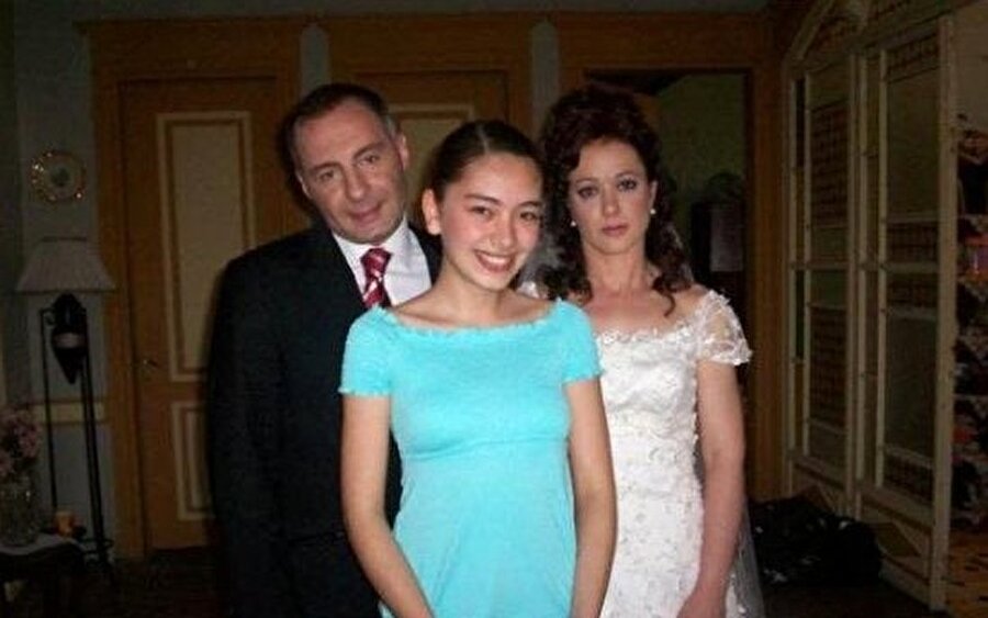 Neslihan Atagül Doğulu / Yaprak Dökümü - Deniz