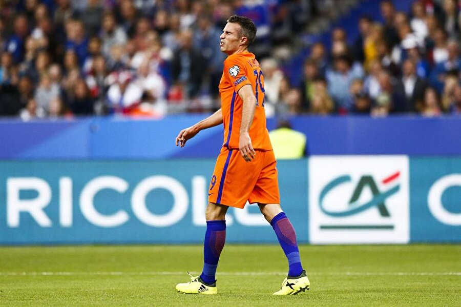 Van Persie, Fenerbahçe'yi yalanladı!