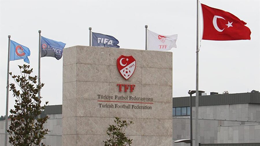 ​Dünyada yabancı oyuncu kuralı nasıl?