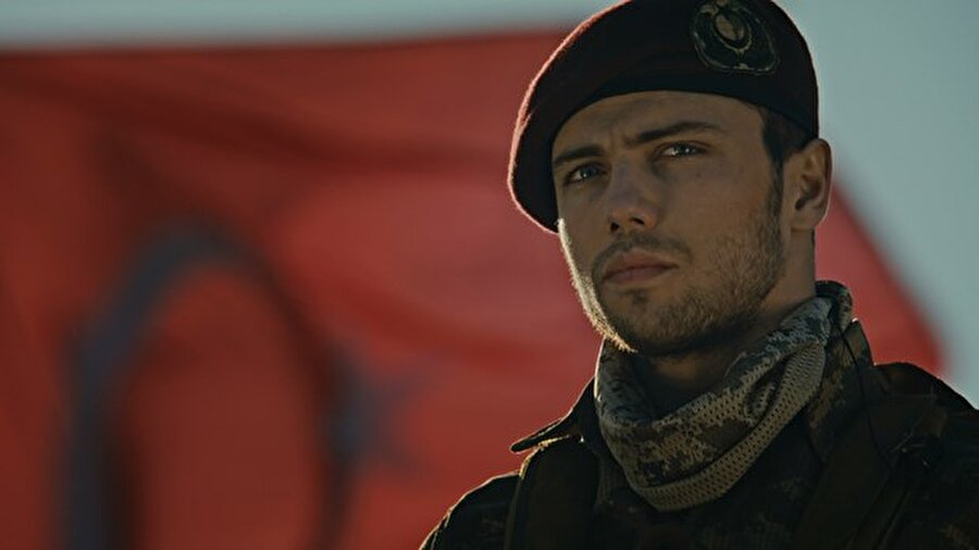 18 Eylül'de!
Söz’ün 2. sezonu 18 Eylül Pazartesi 20.00'de başlıyor.