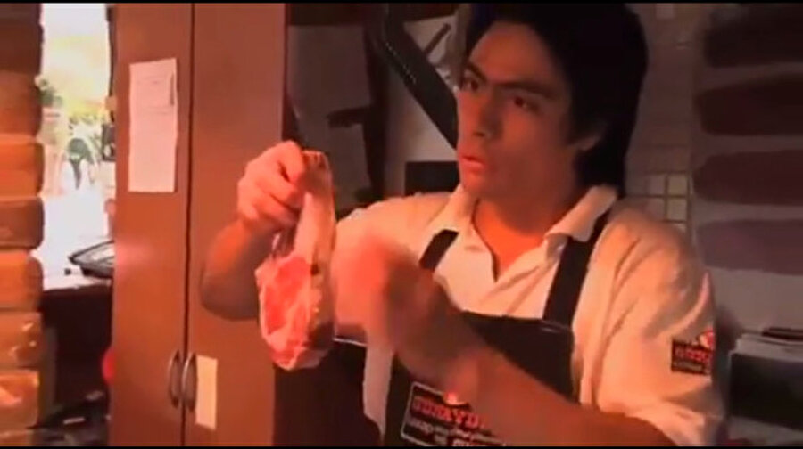 İşte Nusret'in o görüntüsü!
Nusret, bu görüntülerle sosyal medyanın diline düştü.