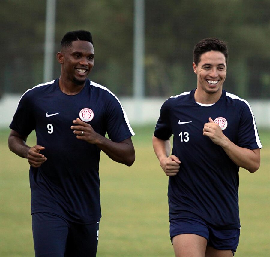 Samir Nasri Antalyaspor'un dengesini bozdu.