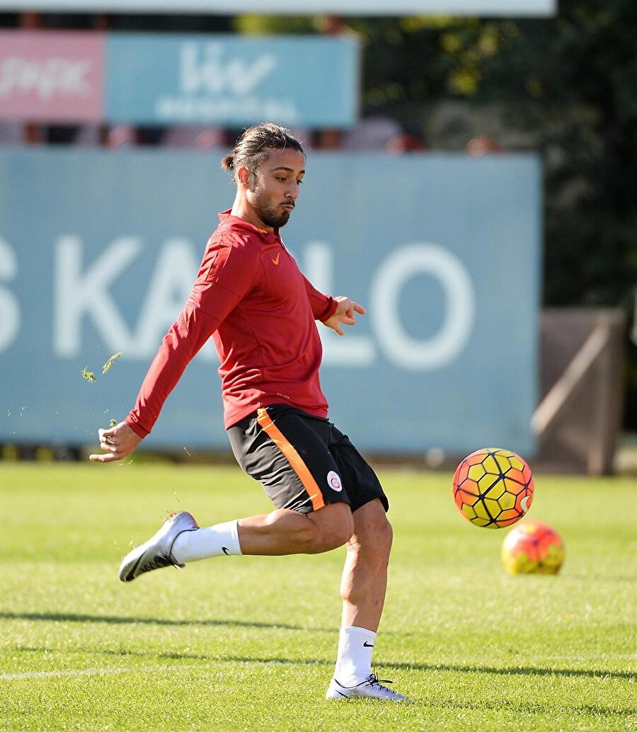 ​Galatasaray taraftarı çok sevinecek! Tarık Çamdal ayrılıyor
