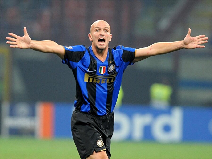 Cambiasso futbolu bıraktı