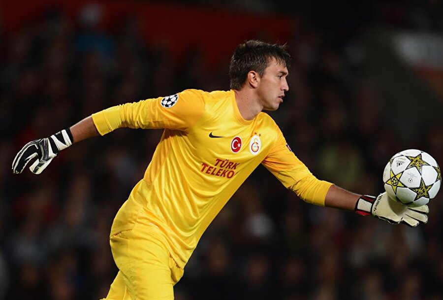 Muslera’dan transfer itirafı: Tarihe geçeceğim