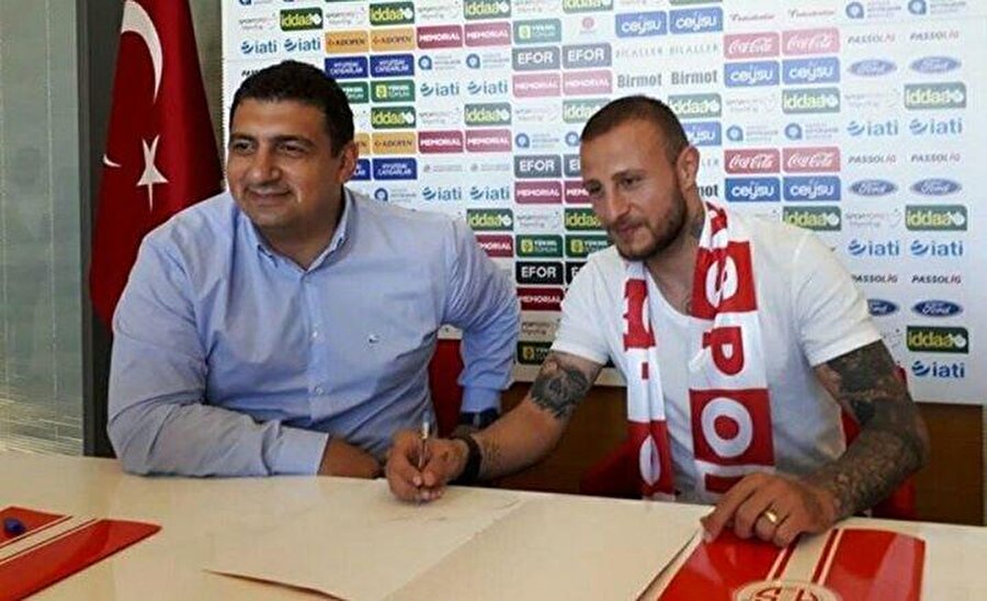 Aydın Karabulut

                                    
                                    
                                    
                                    Eski Takımı: GençlerbirliğiYeni Takımı: Antalyaspor
                                
                                
                                
                                