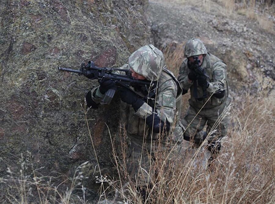 Lice'de 3 terörist etkisiz hale getirildi