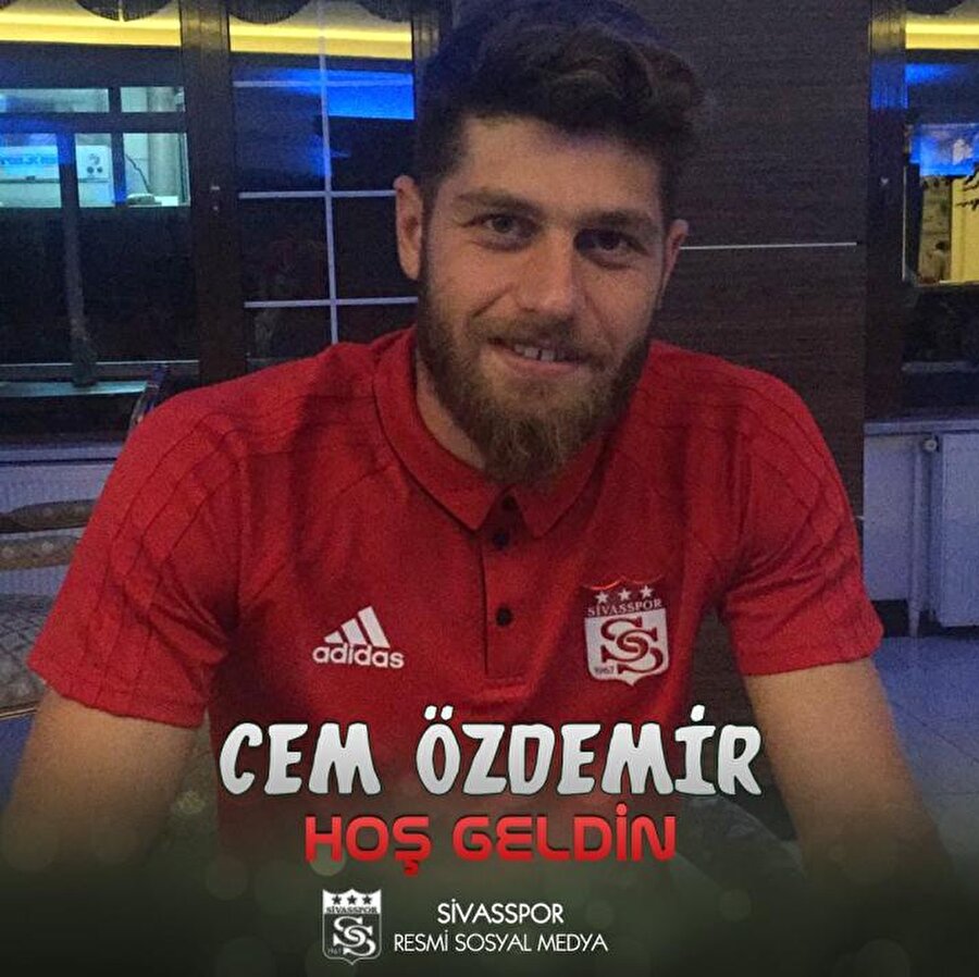 Cem Özdemir
Eski Takımı: AdanasporYeni Takımı: Demir Grup Sivasspor