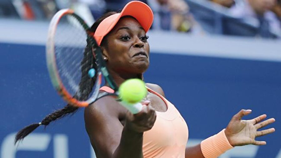 8. ABD Açık'ta şampiyon Sloane Stephens
Teniste sezonun son grand slam turnuvası ABD Açık'ta Madison Keys'i finalde yenen Sloane Stephens, tek kadınlarda şampiyon oldu.