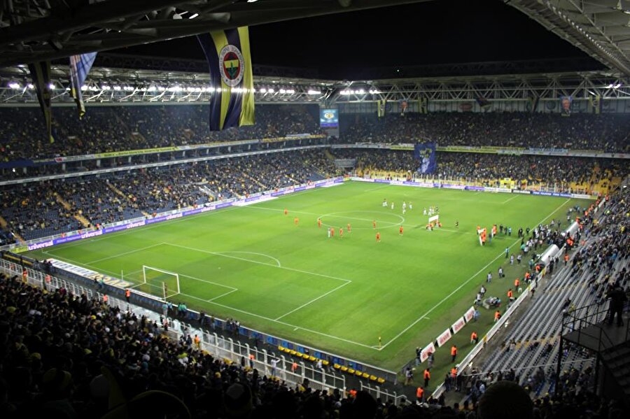 Fenerbahçe'de seyircisiz maç korkusu