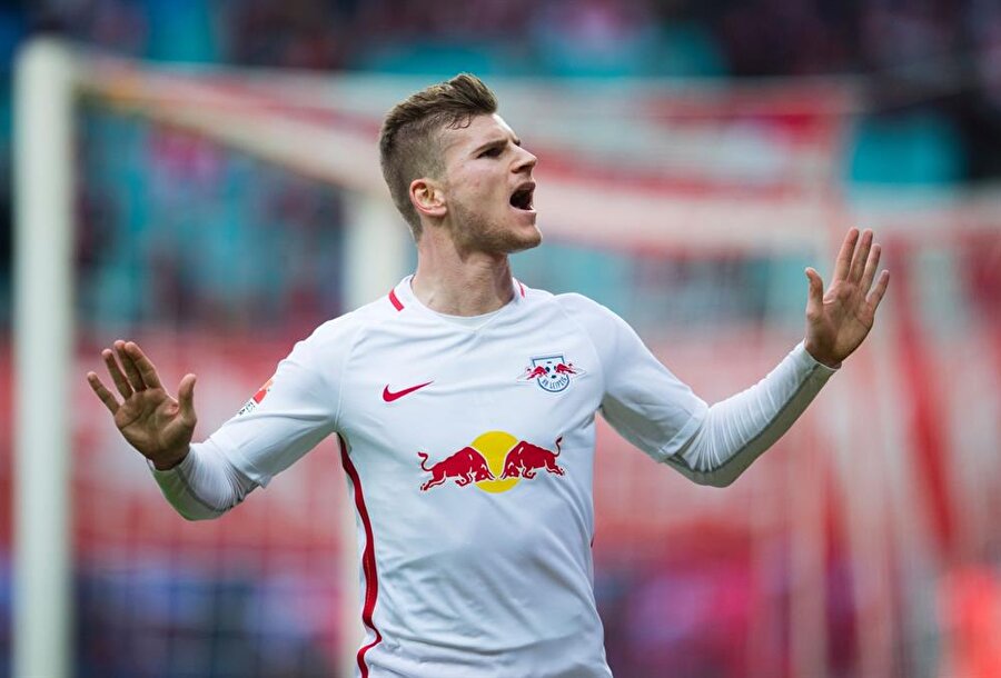Real Madrid, Alman forvete kanca attı