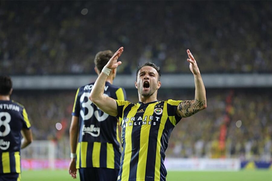 Fenerbahçe’de Valbuena krizi!