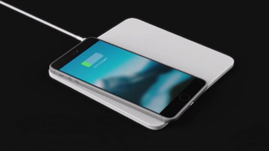 Kablosuz şarj teknolojisi: Apple'dan son iki senedir kablosuz şarj konusunda önemli bir atılım bekleniyor; ancak muhtemelen iPhone 8 ile birlikte bu önemli adım da atılacak. Samsung ve diğer bazı dev üreticilerin "kablosuz şarj" konusundaki önemli hamleleri sonrasında Apple da bu sistemi sunmaya başlayacak. Elbette kablosuz şarj için özel bir ek cihaz gerekecek ve bu cihaz iPhone 8'in kutu içeriğinde yer almayacak. Yani sonradan ek ücretle birlikte kablosuz şarj istasyonunu satın almak gerekecek. 

                                    
                                
