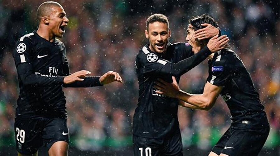 PSG ve Bayern Münih rakiplerini zorlanmadan geçti.