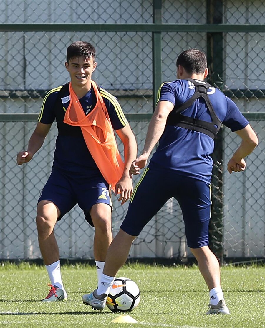 Eljif Elmas'ın Fenerbahçe'ye maliyeti ortaya çıktı