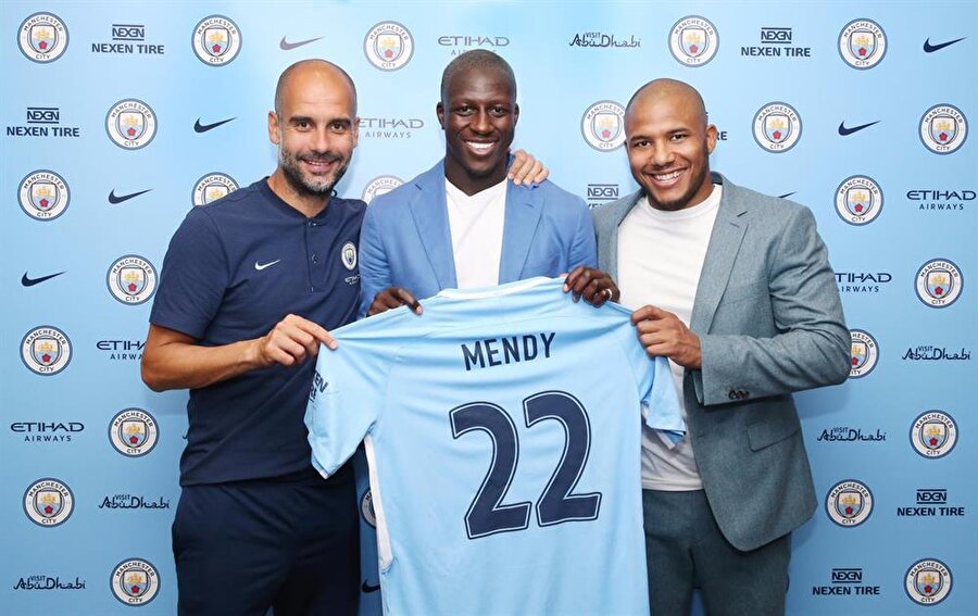 Manchester City'li yıldızdan FIFA 18 esprisi: Televizyonunuz yok muydu?