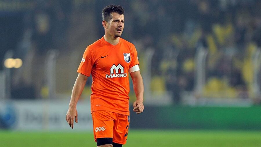 37 yaşındaki Emre Belözoğlu'ndan Avrupa'yı titreten istatistik!