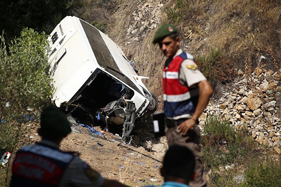 antalya otobüs kazası