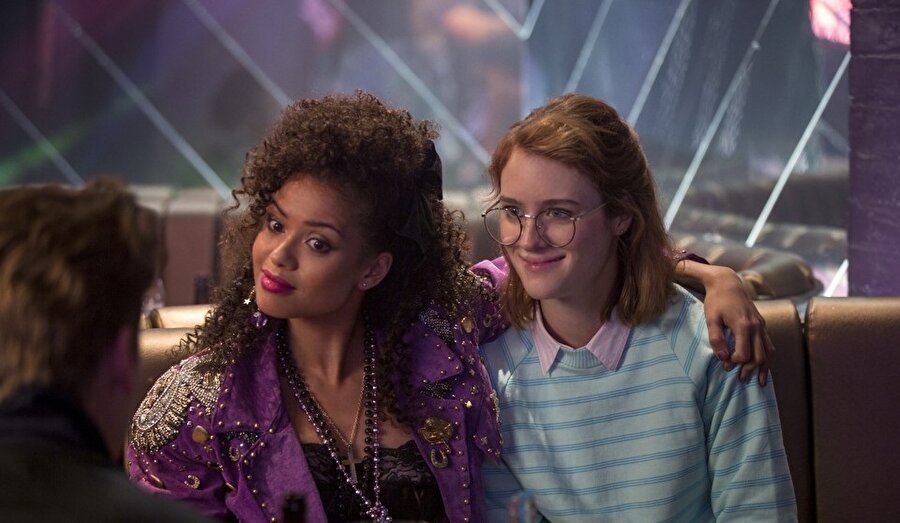 En İyi TV Filmi: "Black Mirror: San Junipero"