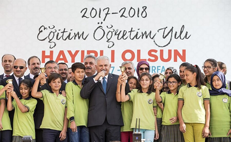 Başbakan Binali Yıldırım bugün başlayan 2017-2018 yeni eğitim öğretim yılı için Şanlıurfa’da düzenlenen törende konuştu.
