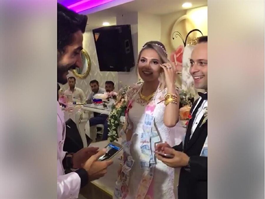 Bitcoin düğün takısı oldu