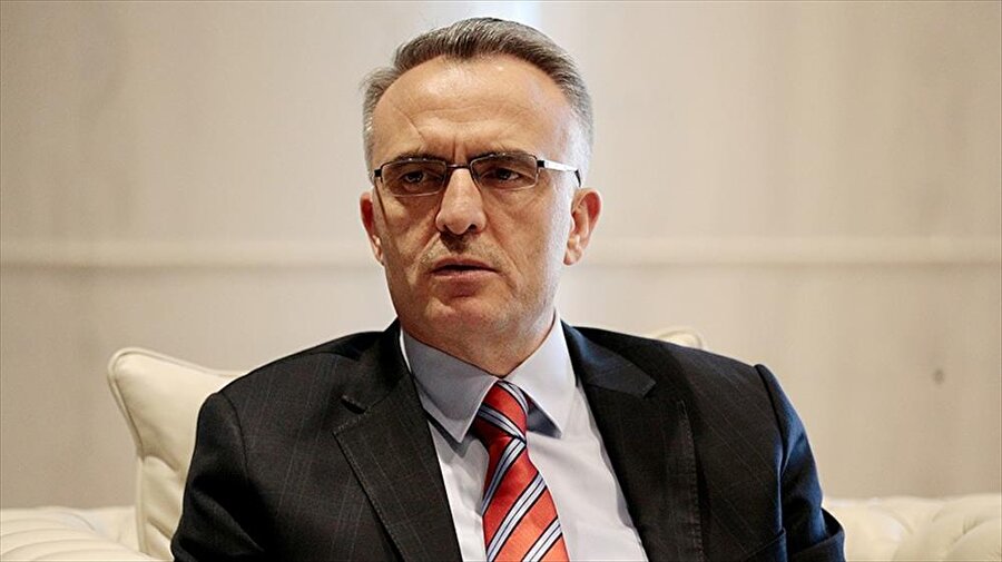 Sanal para birimi Bitcoin'e ilişkin Maliye Bakanı Naci Ağbal’dan açıklama geldi.