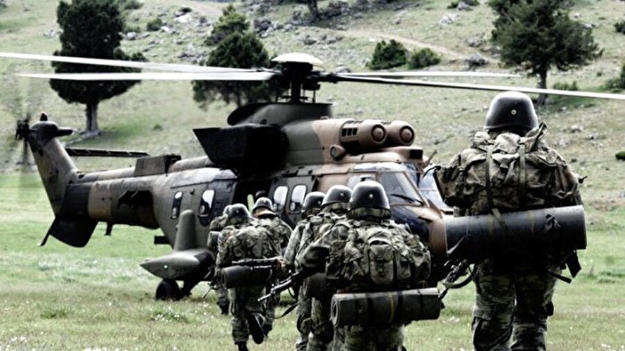 Askeri Müdahale
Türkiye, bölgedeki Türkmenlere yönelik müdahale durumunda askeri seçeneğe yönelebilir.