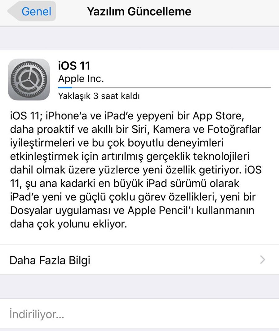 iOS 11 güncellemesi nasıl yüklenir?

                                    iOS 11 güncellemesini uyumlu cihazlara basit bir şekilde yükleyebilmek mümkün. Bunun için öncelikle iPhone ya da iPad'ler üzerinden Ayarlar > Genel > Yazılım Güncelleme yolunun izlenmesi gerekiyor. Daha sonrasında güncellemeleri kontrol ederek işlemin ilk adımı tamamlanabiliyor. Zaten akabinde kullanıcıların karşısında otomatik olarak iOS 11 seçeneği beliriyor. Bu noktada güncelleştirmelerle ilgili daha fazla bilgi almak için "Daha Fazla Bilgi" düğmesine tıklayabilir; "İndir ve Kur" düğmesiyle işlemi başlatabilirsiniz. Cihazdaki mevcut iOS sürümüne bağlı olarak güncelleme boyutu farklılık gösterebiliyor. Dolayısıyla kullanıcıların iPhone ya da iPad'lerde birkaç GB yer açması şart. "İndir ve Kur" komutu verildiğinde öncelikle veri paketi indiriliyor ve akabinde de kurulum işlemine geçiliyor. Telefon ya da tabletlerin tekrardan başlamasıyla güncelleme tamamlanıyor. 
                                