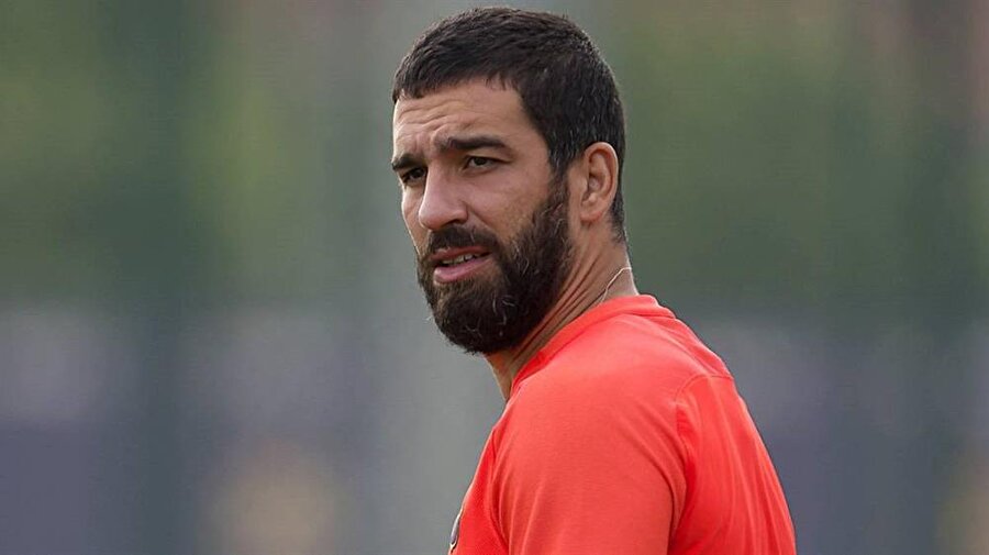 Arda Turan'dan örnek davranış: Gönülleri fethetti