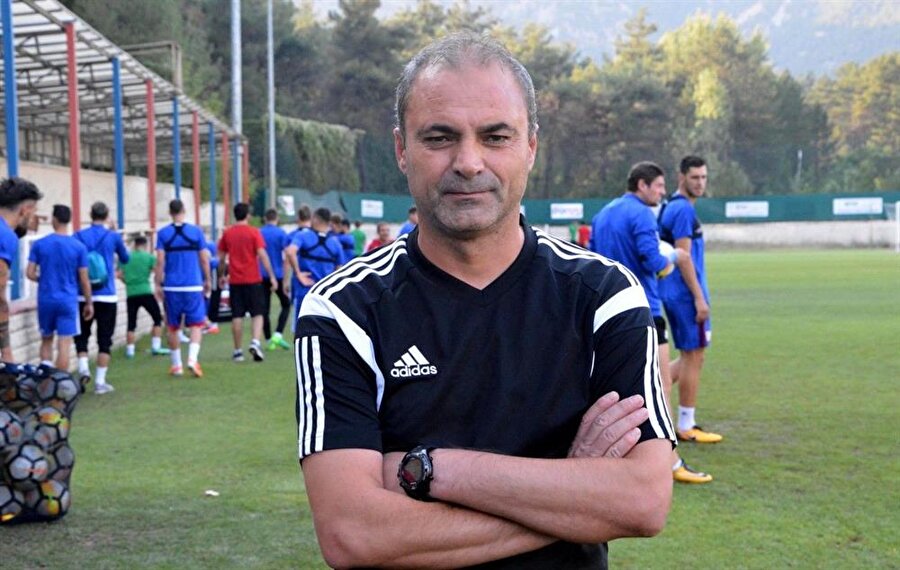 Süper Lig'de bir ayrılık daha: Erkan Sözeri istifa etti