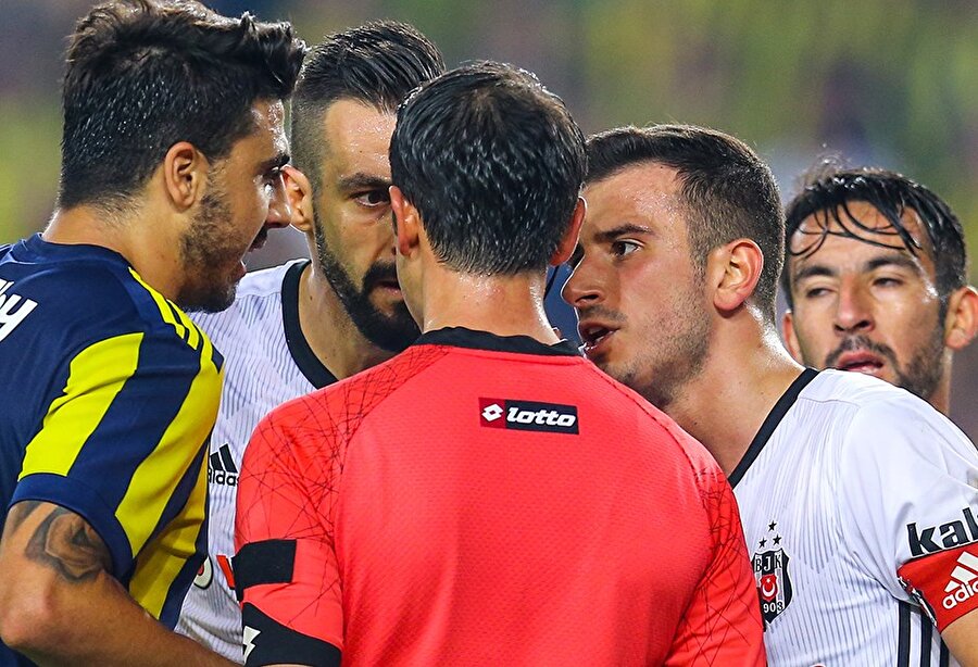 ​Oğuzhan'ın gördüğü kırmızı kartın nedeni belli oldu: "Üçlü çektirmeye gitmeyecek misin?"