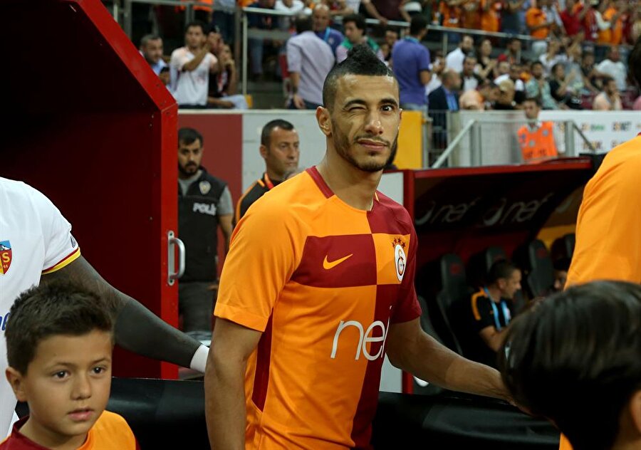 Belhanda'nın tek rakibi Sabri Sarıoğlu