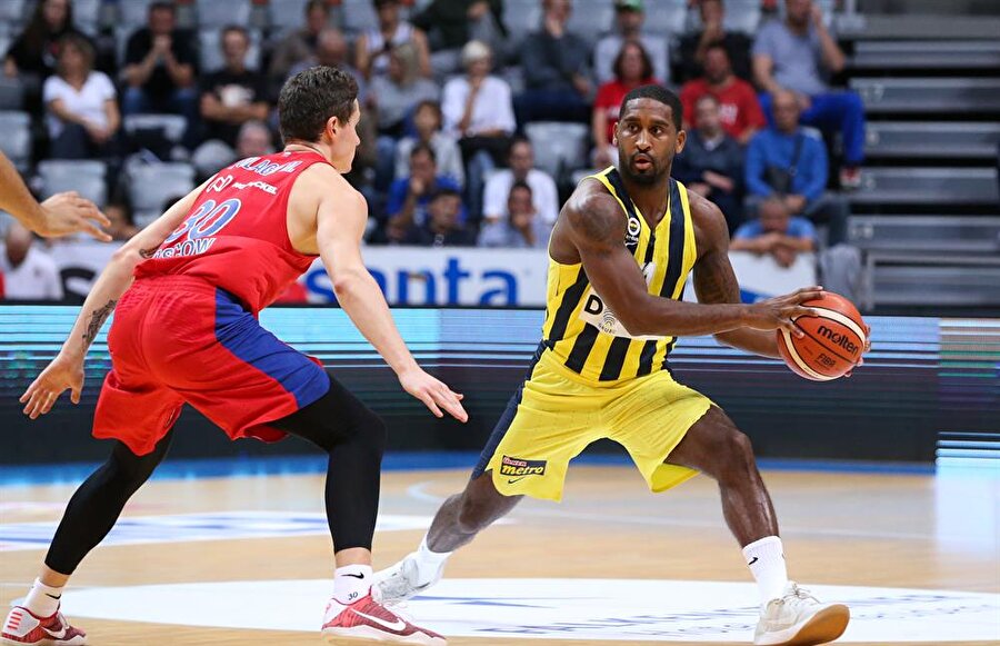 CSKA Moskova’yı deviren Fenerbahçe şampiyon oldu!