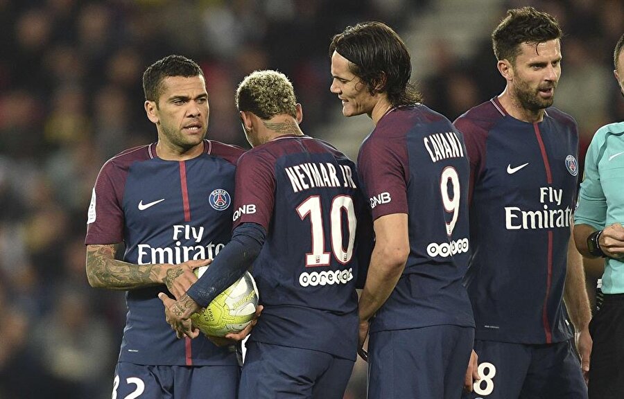 PSG transfere doymuyor! Yeni liste ortaya çıktı