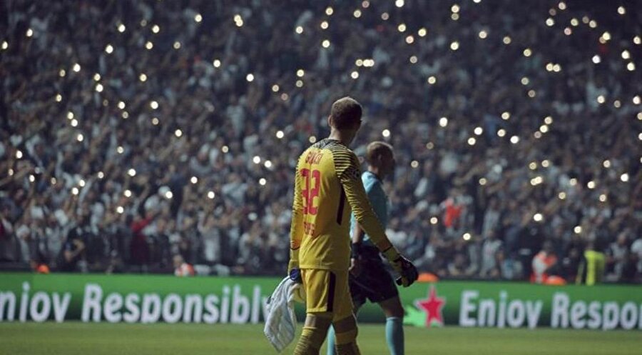 Gulacsi'ye 'Uykusuz her gece' çaldılar!