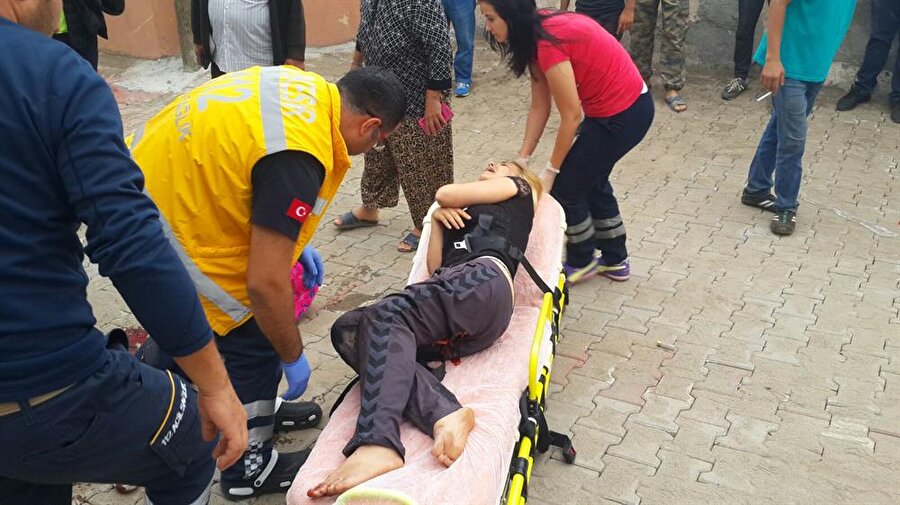 Silahlı saldırıda 6 yaşındaki çocuk hayatını kaybederken, annesi yaralandı