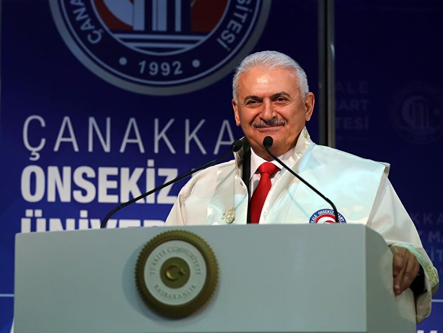 Başbakan Binali Yıldırım, TEOG'un kalkmasının ardından liseye girişte uygulanacak olan yeni sisteme dair açıklama yaptı. 