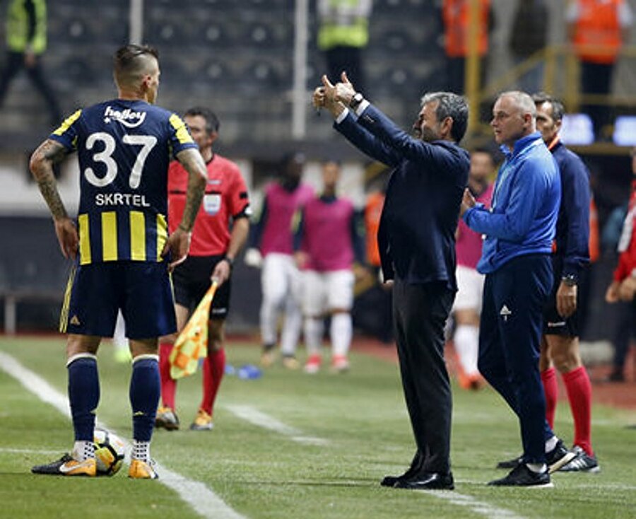 Galatasaray'dan Aykut Kocaman'a olay gönderme!