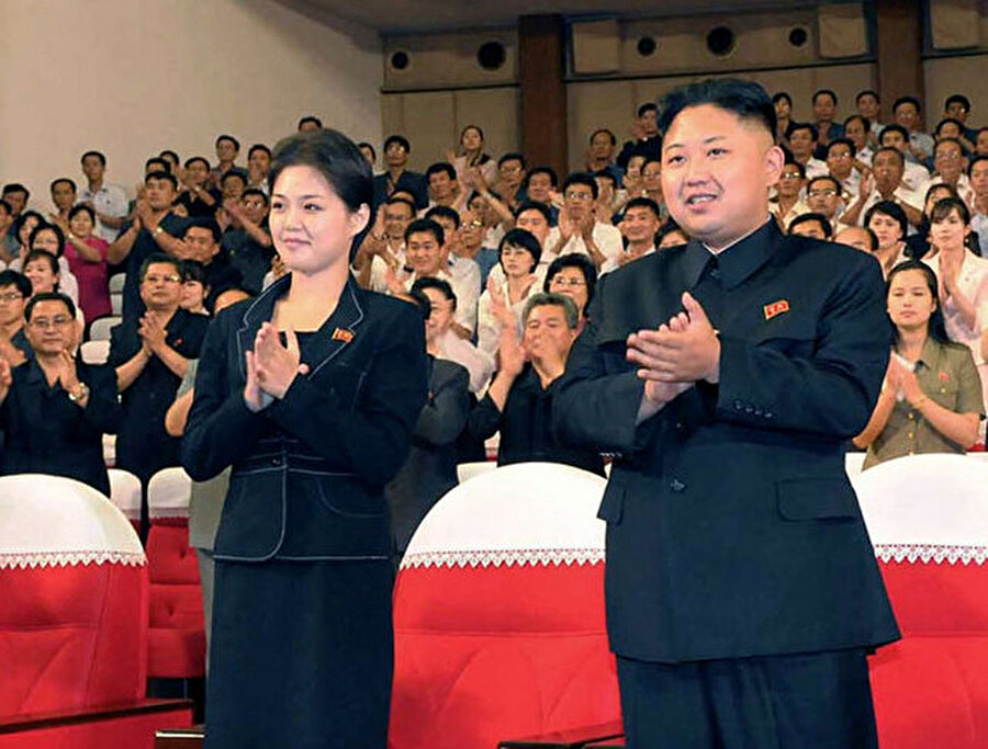 Kimi kaynaklara göre Kim Jong Un ve Ri Sol Ju'nun nikahları 2009 yılında gerçekleşti

                                    
                                    
                                    
                                    
                                    
                                
                                
                                
                                
                                