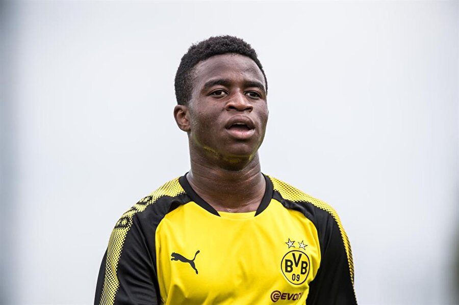 Bu çocuk sizce kaç yaşında?