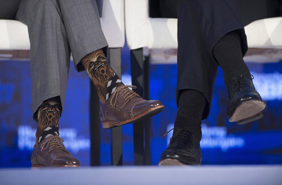
                                    
                                    Bloomberg’in düzenlediği yatırımcılar toplantısında sosyal medyaya kanadalı başbakanın Chewbacca’lı çorapları gündeme oturmuştu.
                                
                                