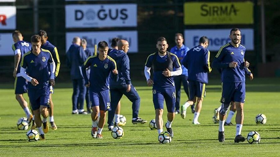 Süper Lig'in 8. haftasında bugün 3 maç oynanacak

                                    
                                    Süper Lig'in 8. haftasında bugün 3 maç oynanacak. 14.00 Kasımpaşa-Demir Grup Sivasspor16.30 Trabzonspor-Teleset Mobilya Akhisarspor 19.30 Fenerbahçe-Evkur Yeni Malatyaspor
                                
                                