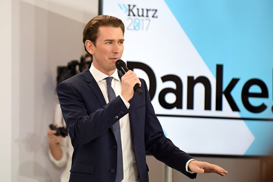 Avrupa'nın en genç lideri 
Seçim zaferi sonrası açıklama yapan Kurz, Avusturya'da yeni bir siyaset dönemi başlatma sözü verdi. Partisinin oyunu yaklaşık yüzde 6 artırmayı başaran Kurz, "Bu ülkede değişim için tüm gücümle çalışma sözü veriyorum. Bana verilen sorumluluğu alçakgönüllülükle kabul ediyorum" dedi. Göçmen karşıtı ve İslam düşmanı açıklamalarıyla bilinen Kurz , Avrupa'nın en genç lideri olma yolunda ilerliyor.