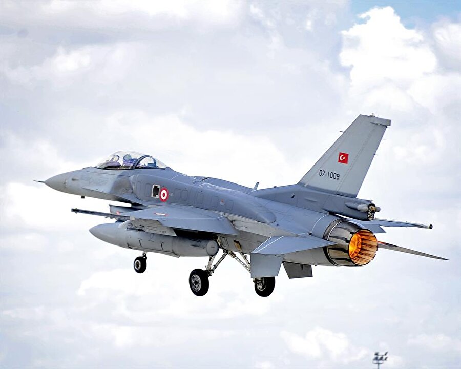 türk f16